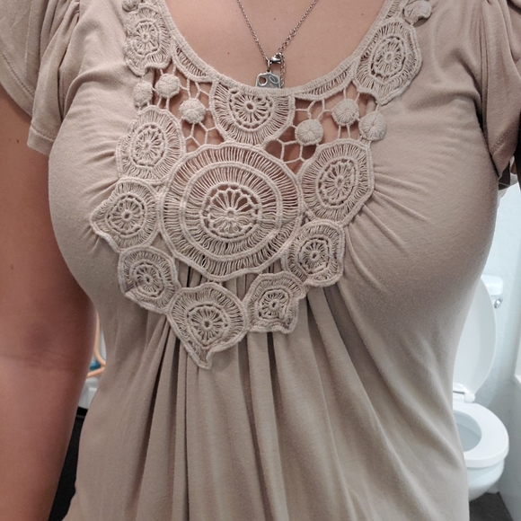 Kenar beige blouse - Picture 8 of 8